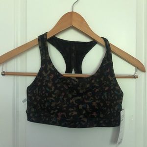 NWT Athleta Contender Sports-bra XS